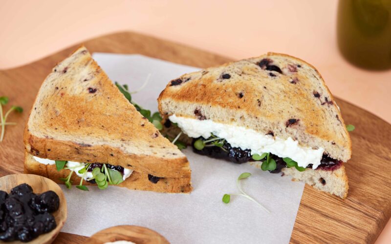 BLUEBERRY BRIOCHE SANDWICH